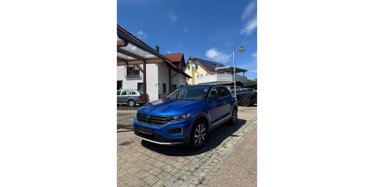 VW T-Roc 30.360 km 22.199 &euro; Uhingen 73061