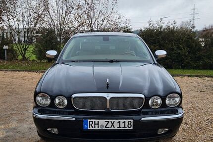 Jaguar XJ 228.700 km 6.800 &euro; Röttenbach 91187