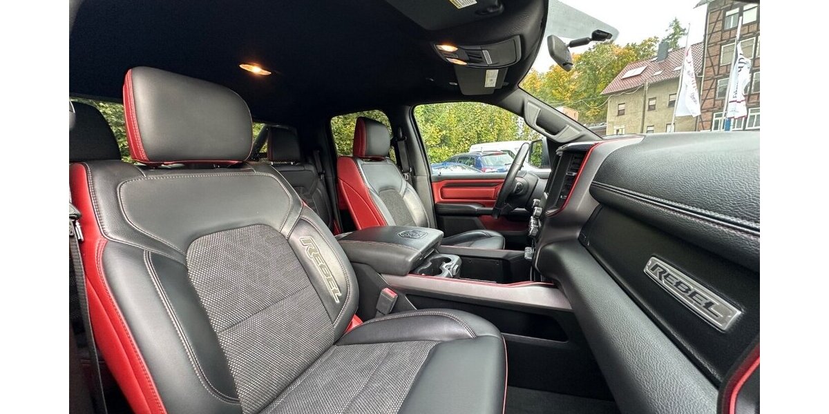 Dodge RAM 1500 5,7 HEMI REBEL ÜBERROLLBÜGEL ROLLO 94.000 km 37.999 € Rudolstadt 07407