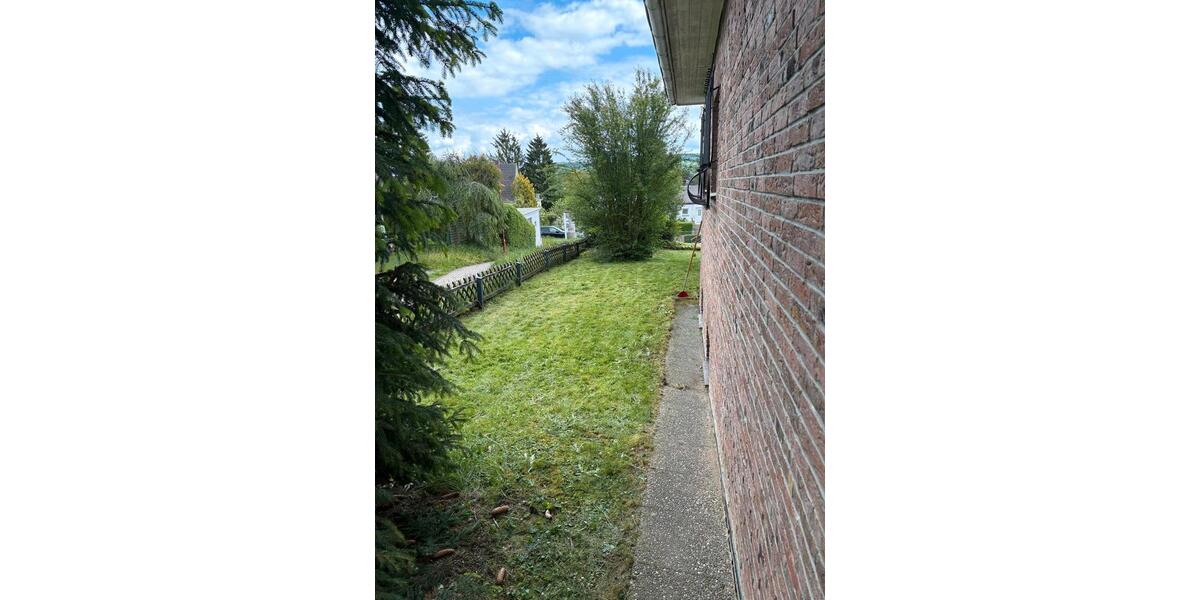 Bungalow Homberg (Efze) - 6 Zimmer, 126 m&sup2;, 280.000&euro; | Angebot:25048083