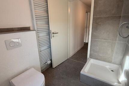 2ZB | Erstbezug nach Sanierung | Studenten Soldaten Single 2 zimmer