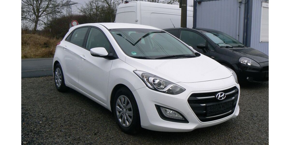 Hyundai i30 171.000 km 6.980 &euro; Schweinfurt 97424