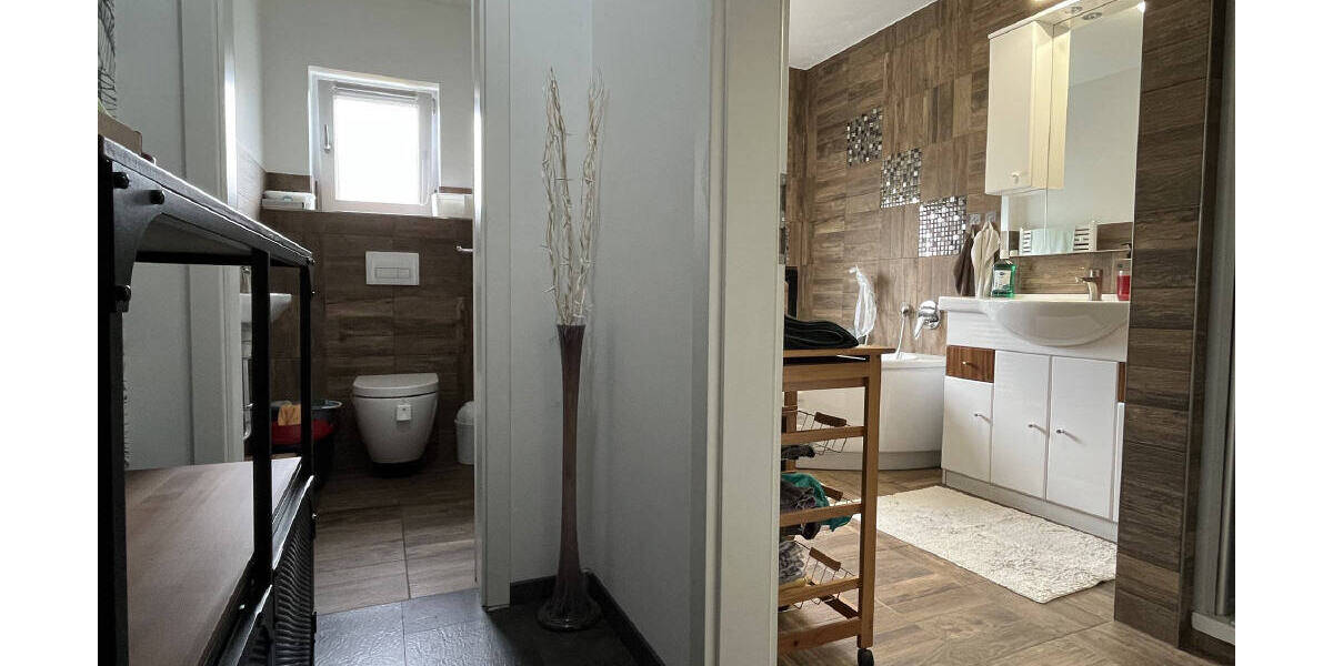 Mehrfamilienhaus, Wohnhaus Erlangen Bruck - 8 Zimmer, 169 m&sup2;, 890.000&euro; | Angebot:25192680