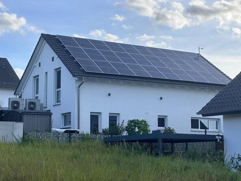 Haus mit 165qm A+ mit WP, Klima, Smarthome 22KW PV, 17KW Speicher zimmer