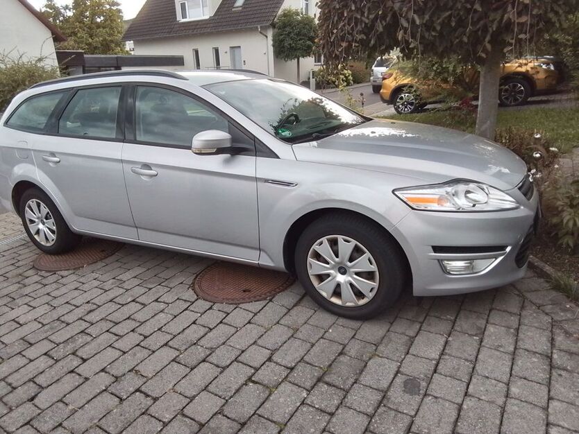 Ford Mondeo 90.500 km 11.300 € Idstein 65510