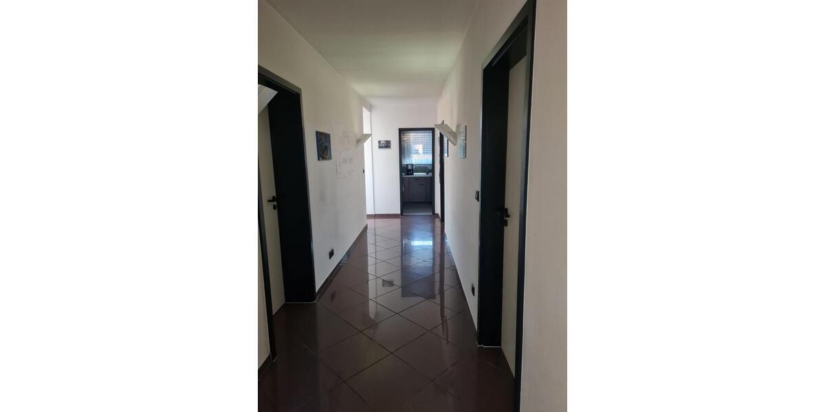 Büroeinheit, Praxiseinheit, Büroräume, Gewerbefläche,Lagerfläche zimmer