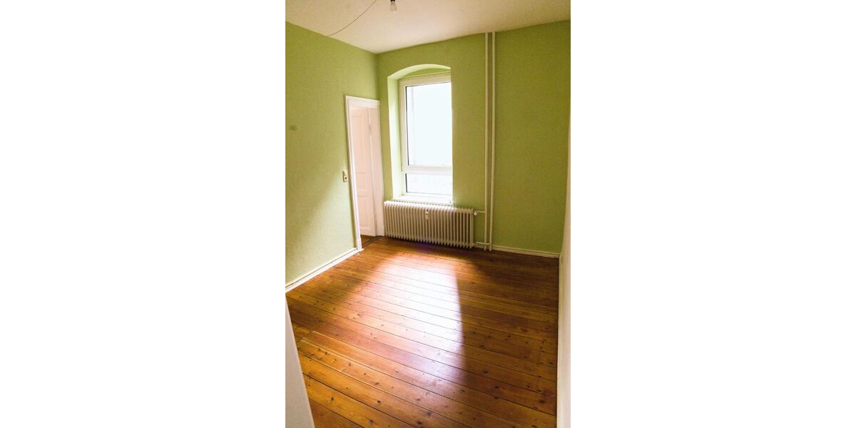 Etagenwohnung Flensburg Altstadt - 5 Zimmer, 136 m&sup2;, 978&euro; | Angebot:26234816
