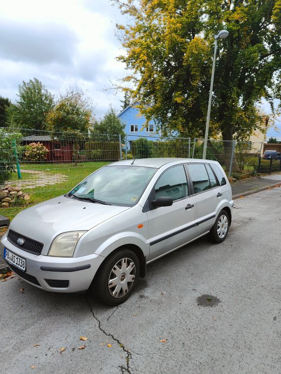 Ford Fusion 137.000 km 3.000 € Paderborn 33100