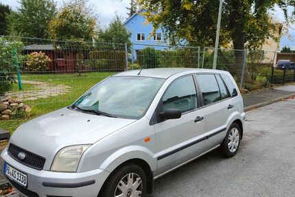 Ford Fusion 137.000 km 3.250 € Paderborn 33100