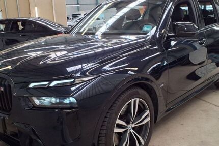 BMW X7 M60 26.370 km 97.890 € Hamburg-Bergedorf 21033