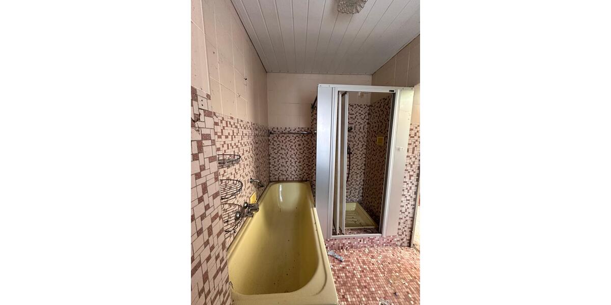 Reihenhaus Rehlingen-Siersburg Siersburg - 5 Zimmer, 200 m&sup2;, 89.000&euro; | Angebot:27010133