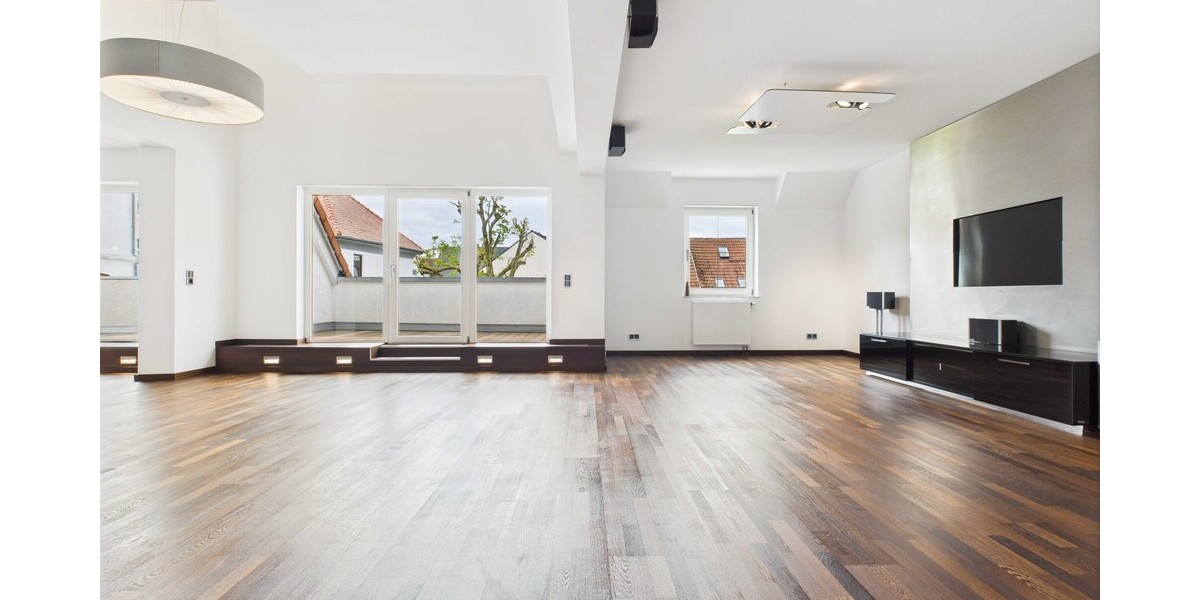 Exklusives Maisonette-Penthouse mit EBK, Whirlpool, Sauna & 2 TG-Stellplätzen - provisionsfrei - Maisonettenwohnung Karben / Petterweil Petterweil | Angebot:24951224