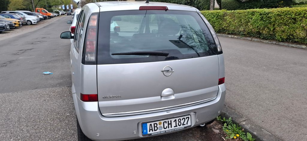 Opel Meriva 100.000 km 1.800 &euro; Singen 78224