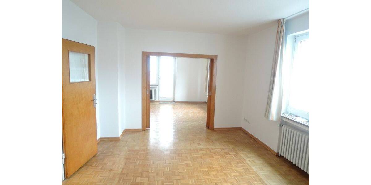 Etagenwohnung Northeim - 4 Zimmer, 98 m&sup2;, 600&euro; | Angebot:26346953