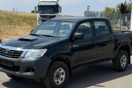 Toyota Hilux 203.000 km 11.900 &euro; Dotternhausen 72359