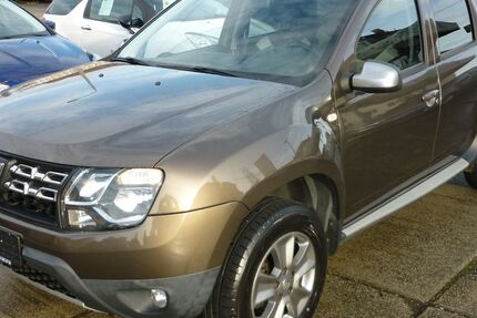 Dacia Duster 128.000 km 9.900 &euro; Gera 07548