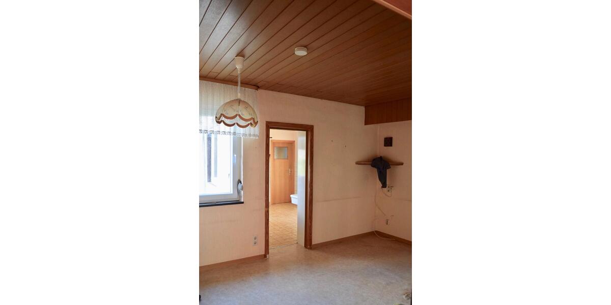 Einfamilienhaus Kastellaun - 7 Zimmer, 110 m&sup2;, 99.000&euro; | Angebot:27005558