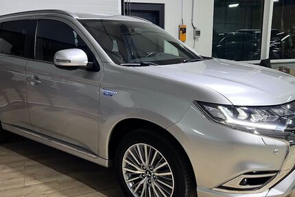 Mitsubishi Outlander 70.750 km 23.900 &euro; Wuppertal 42327