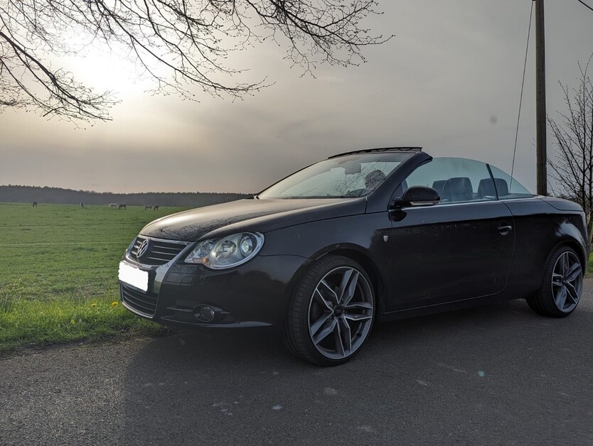 VW Eos 199.558 km 5.100 € Neubrandenburg 17033