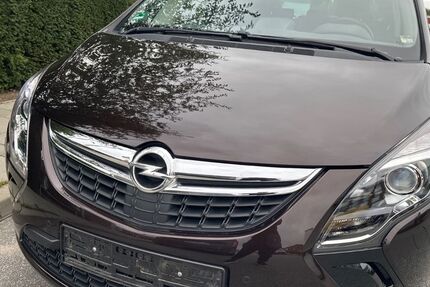 Opel Zafira 127.000 km 8.100 &euro; Lübeck 23560
