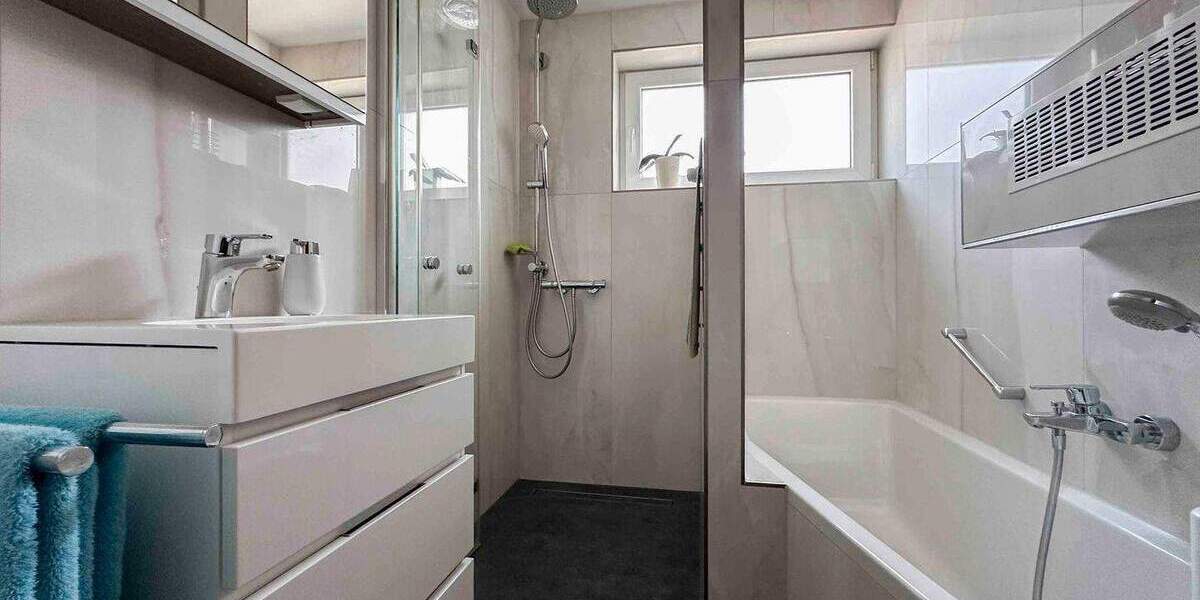 Doppelhaushälfte Nürnberg Schweinau - 8 Zimmer, 179 m&sup2;, 589.000&euro; | Angebot:25476414