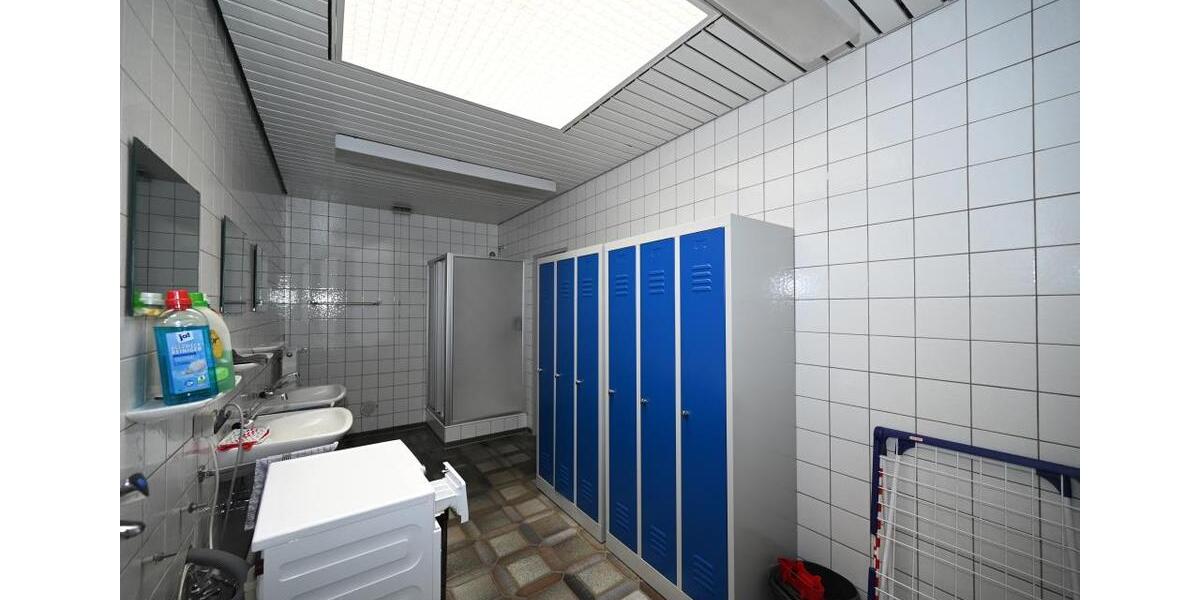 Gewerbeobjekt Neumarkt in der Oberpfalz Altenhof - 2.630&euro; | Angebot:23691180