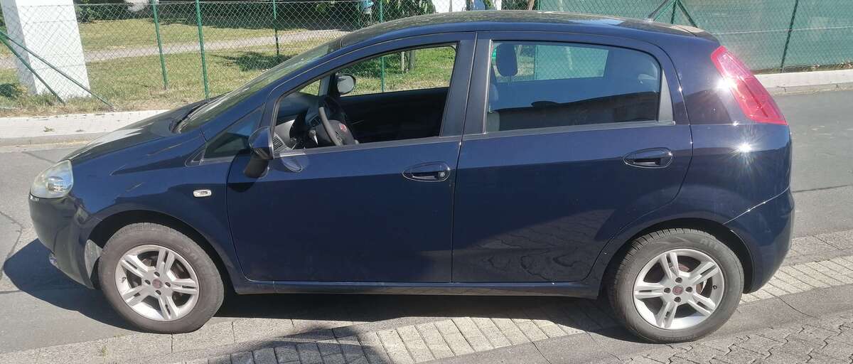 Fiat Grande Punto 226.000 km 2.399 € Schwalmtal 36318