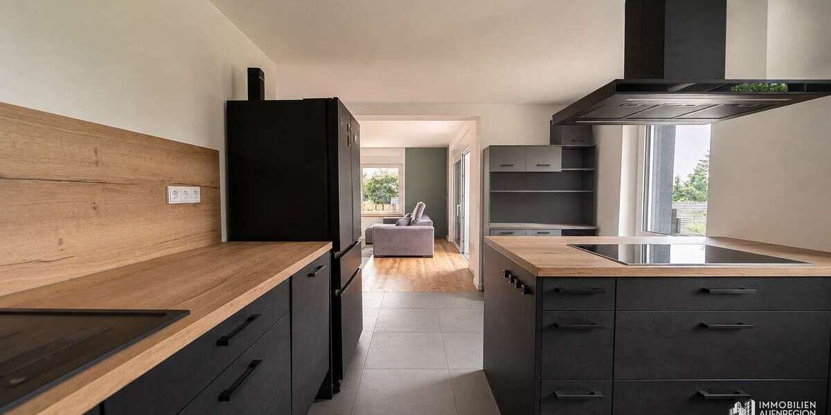 Einfamilienhaus Elze - 7 Zimmer, 274 m&sup2;, 950.000&euro; | Angebot:27338985
