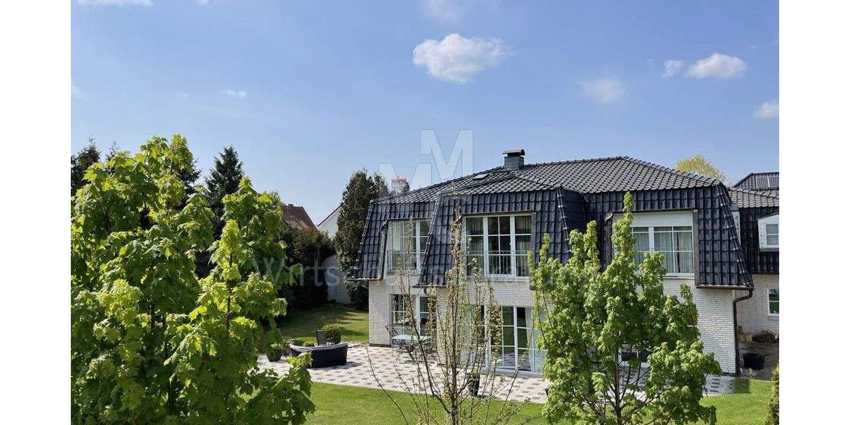 Einfamilienhaus Isernhagen / Altwarmbüchen Altwarmbüchen - 7 Zimmer, 319 m&sup2;, 1.245.000&euro; | Angebot:25475414