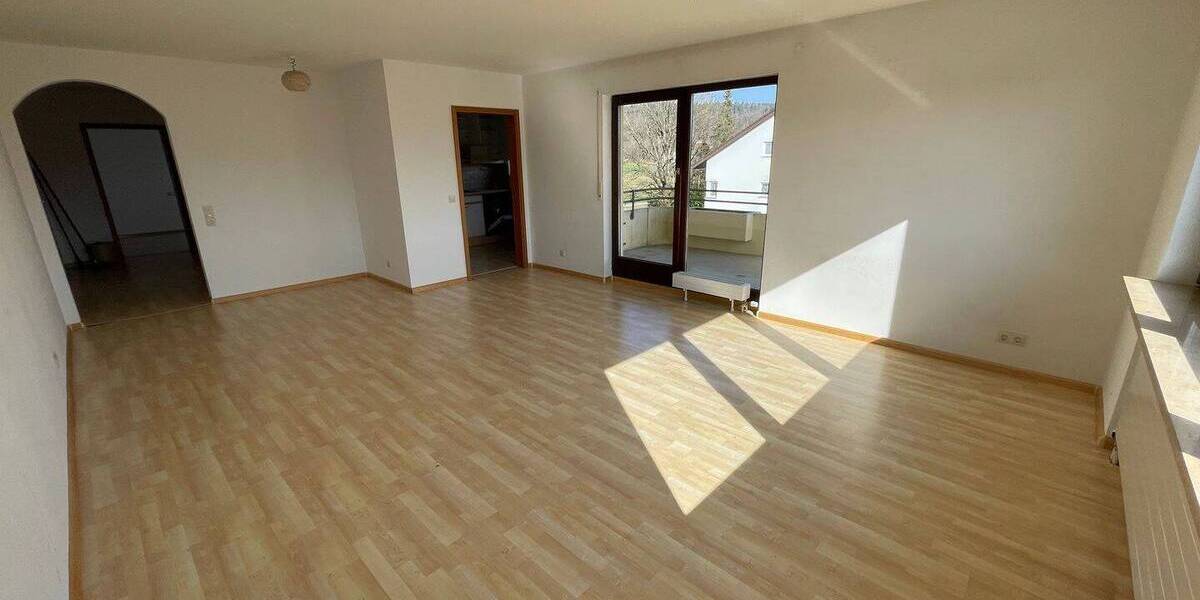 Etagenwohnung Steinen - 3 Zimmer, 79 m&sup2;, 250.000&euro; | Angebot:26018447