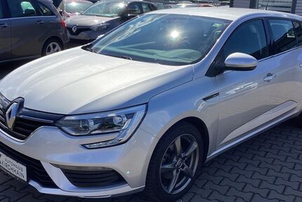 Renault Megane 61.982 km 12.100 &euro; Kirchhain 35274