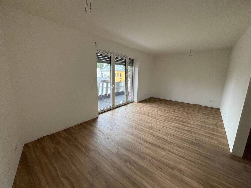 Erstbezug! hochwertige 2-Zimmer Wohnung mit Küche in stadtzentraler Lage zur Miete!