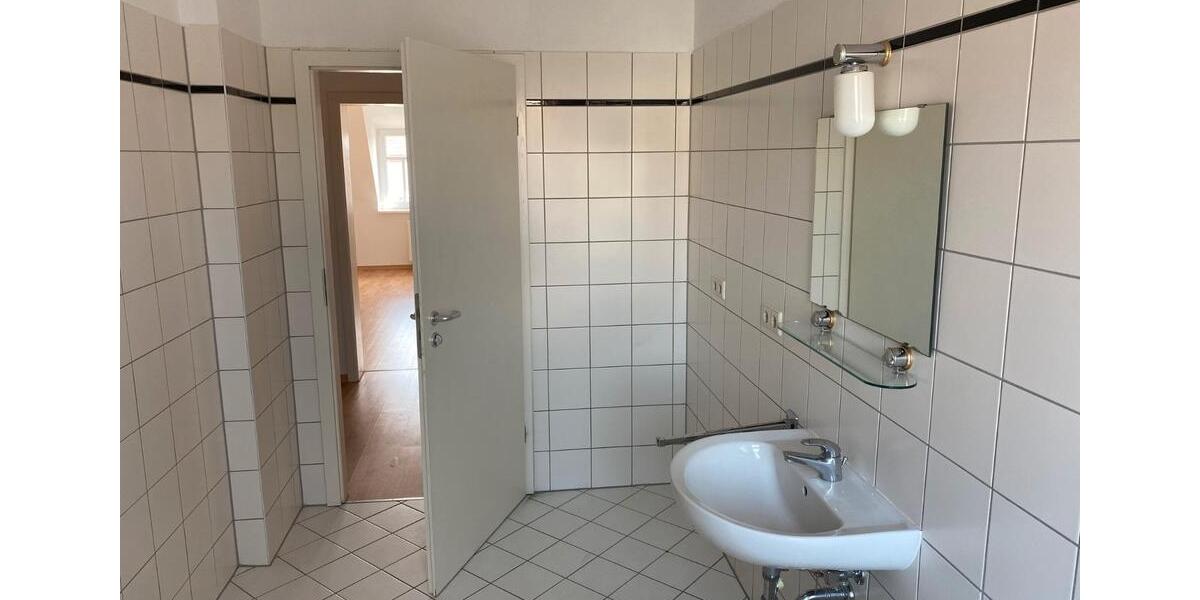 Dachgeschoßwohnung Leipzig Nordwest - 2 Zimmer, 61 m&sup2;, 163.500&euro; | Angebot:26047360