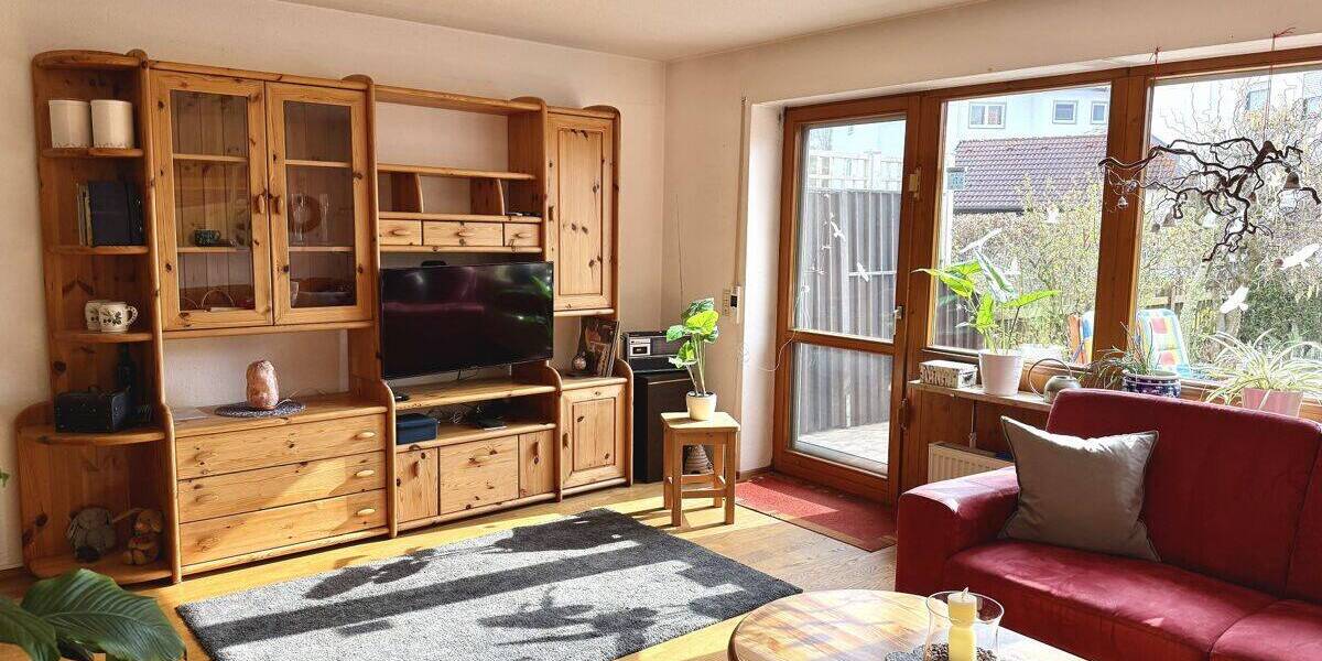 Reihenmittelhaus Weißenhorn - 4 Zimmer, 102 m&sup2;, 449.000&euro; | Angebot:26273150