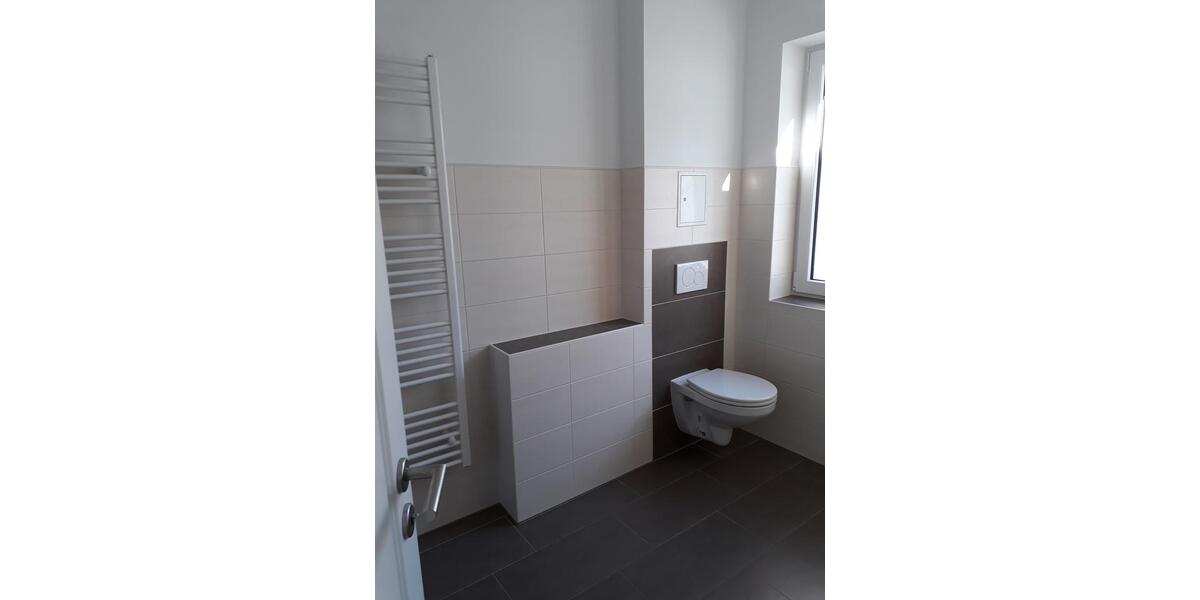 Ihr neues Zuhause! Sanierte 3-Zimmer-Wohnung im Zentrum von Schleiz 3 zimmer