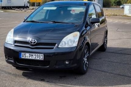 Toyota Corolla Verso 240.000 km 3.500 &euro; Schwenningen 78054