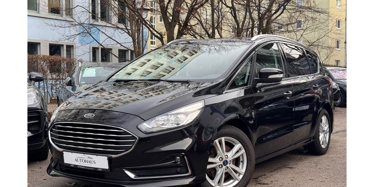 Ford S-Max 155.992 km 13.999 &euro; München 80636