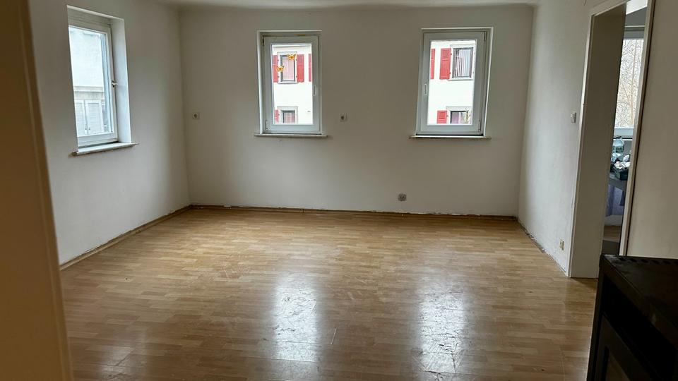 Zweifamilienhaus mit Potenzial in Öhringen-Michelbach - prov.frei 6 zimmer