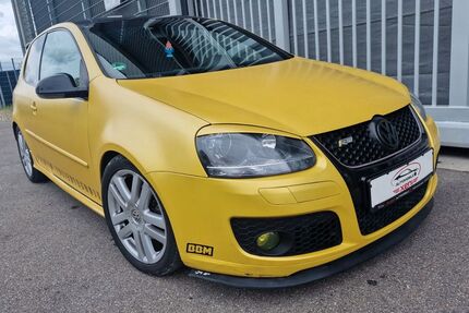 VW Golf 212.000 km 3.990 &euro; Holzgerlingen 71088