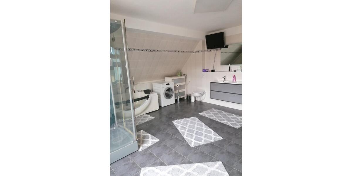 Einfamilienhaus Kremmen - 9 Zimmer, 353 m&sup2;, 699.000&euro; | Angebot:26768309