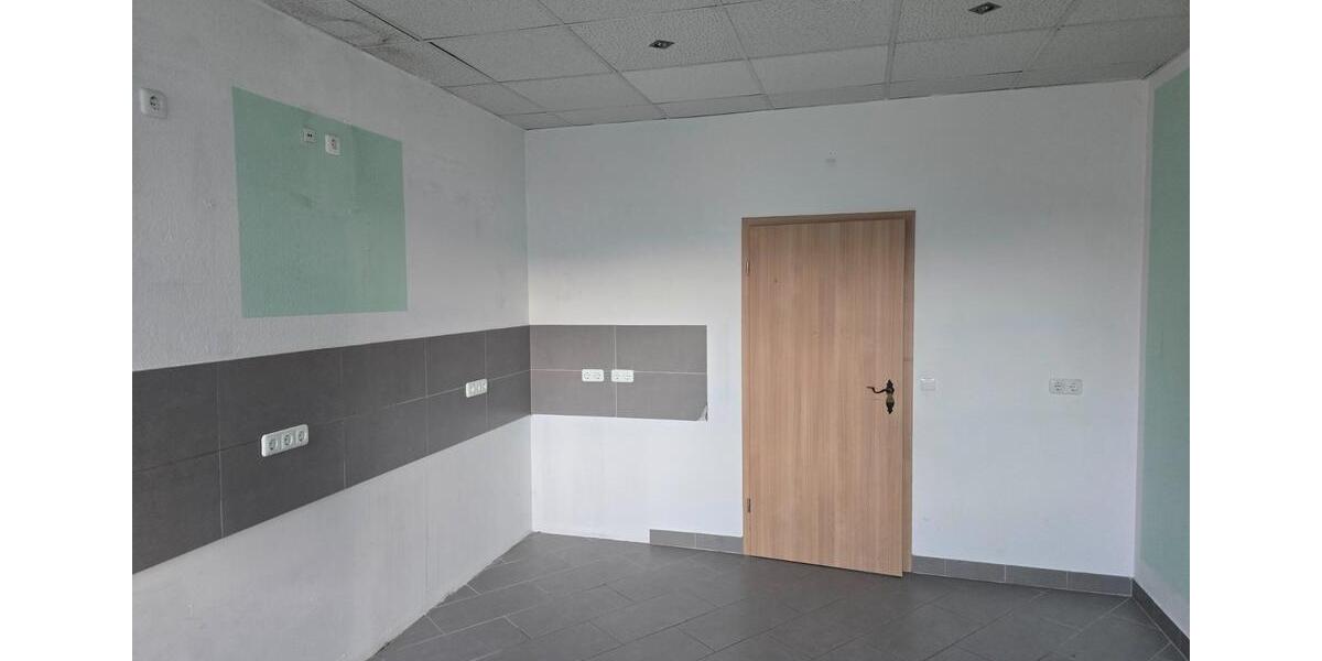 Etagenwohnung Waltershausen - 4 Zimmer, 134 m&sup2;, 938&euro; | Angebot:25756358