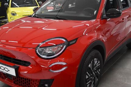 Fiat 600e 7.000 km 34.180 &euro; Würzburg 97076