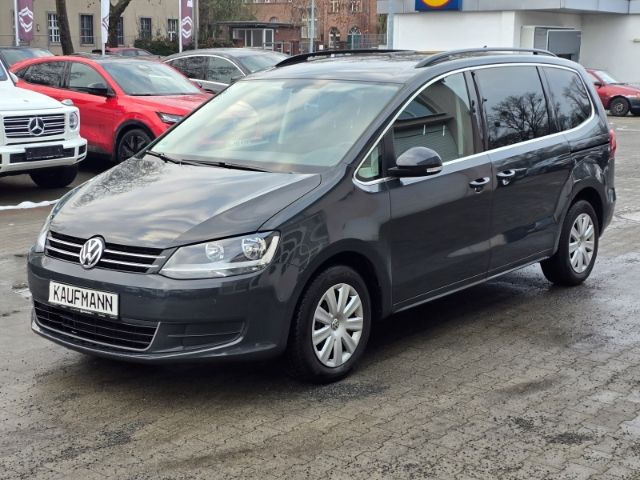 VW Sharan 211.607 km 11.890 &euro; Berlin 12247