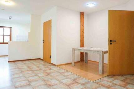 Sofort wohlfühlen: Freie 3-Zi.-Wohnung mit Stellplatz 3 zimmer