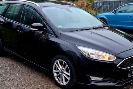 Ford Focus 123.000 km 4.900 € Hamm 57577