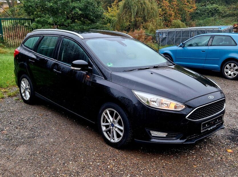 Ford Focus 123.000 km 4.900 € Hamm 57577