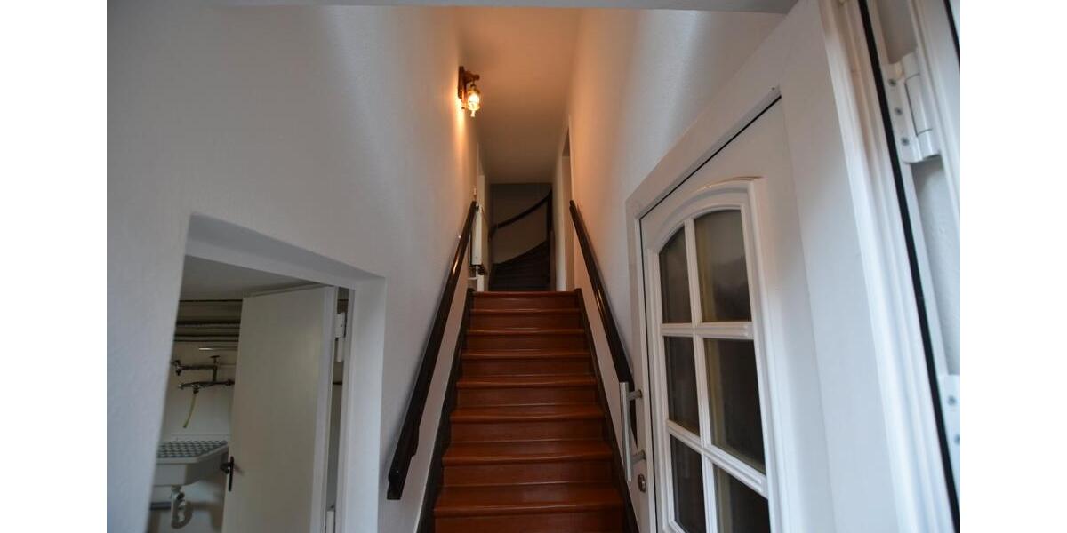 Doppelhaushälfte Bad Mergentheim - 5 Zimmer, 140 m&sup2;, 1.350&euro; | Angebot:26089088