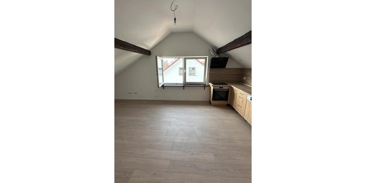 Dachgeschoßwohnung Kirchhain - 3 Zimmer, 70 m&sup2;, 720&euro; | Angebot:25394465