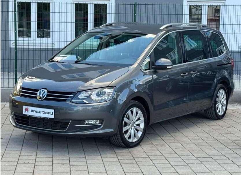 VW Sharan 126.400 km 23.890 € München 81243