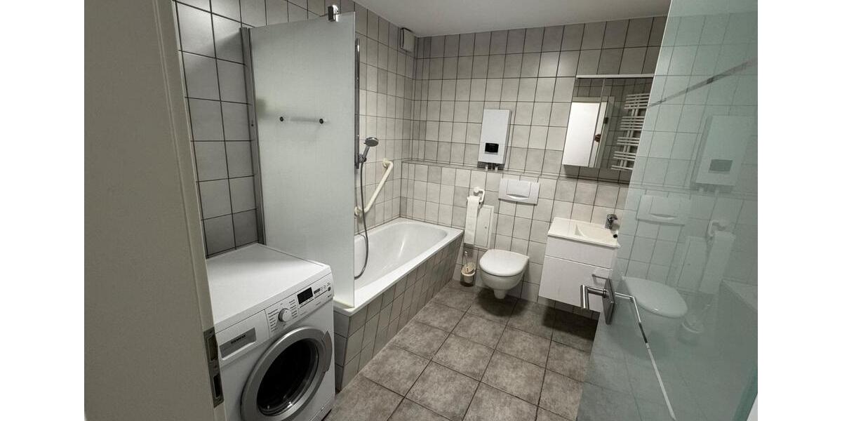 Etagenwohnung Stendal - 2.5 Zimmer, 73 m&sup2;, 657&euro; | Angebot:26406855